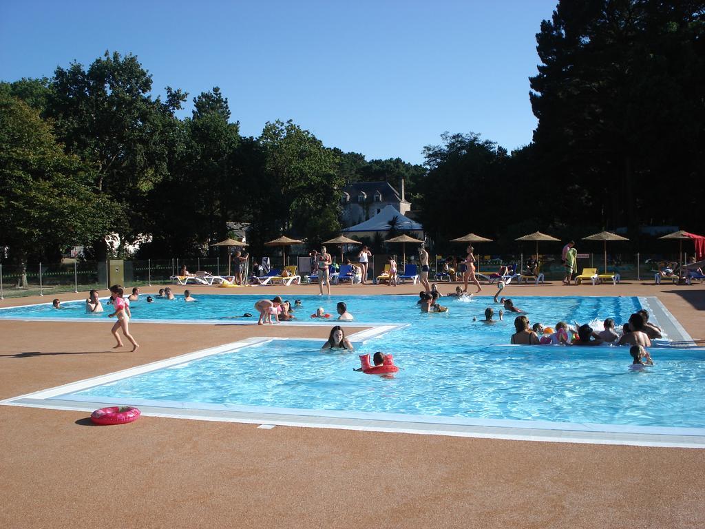 Village Vacances Chateau De Treambert Mesquer Exteriör bild